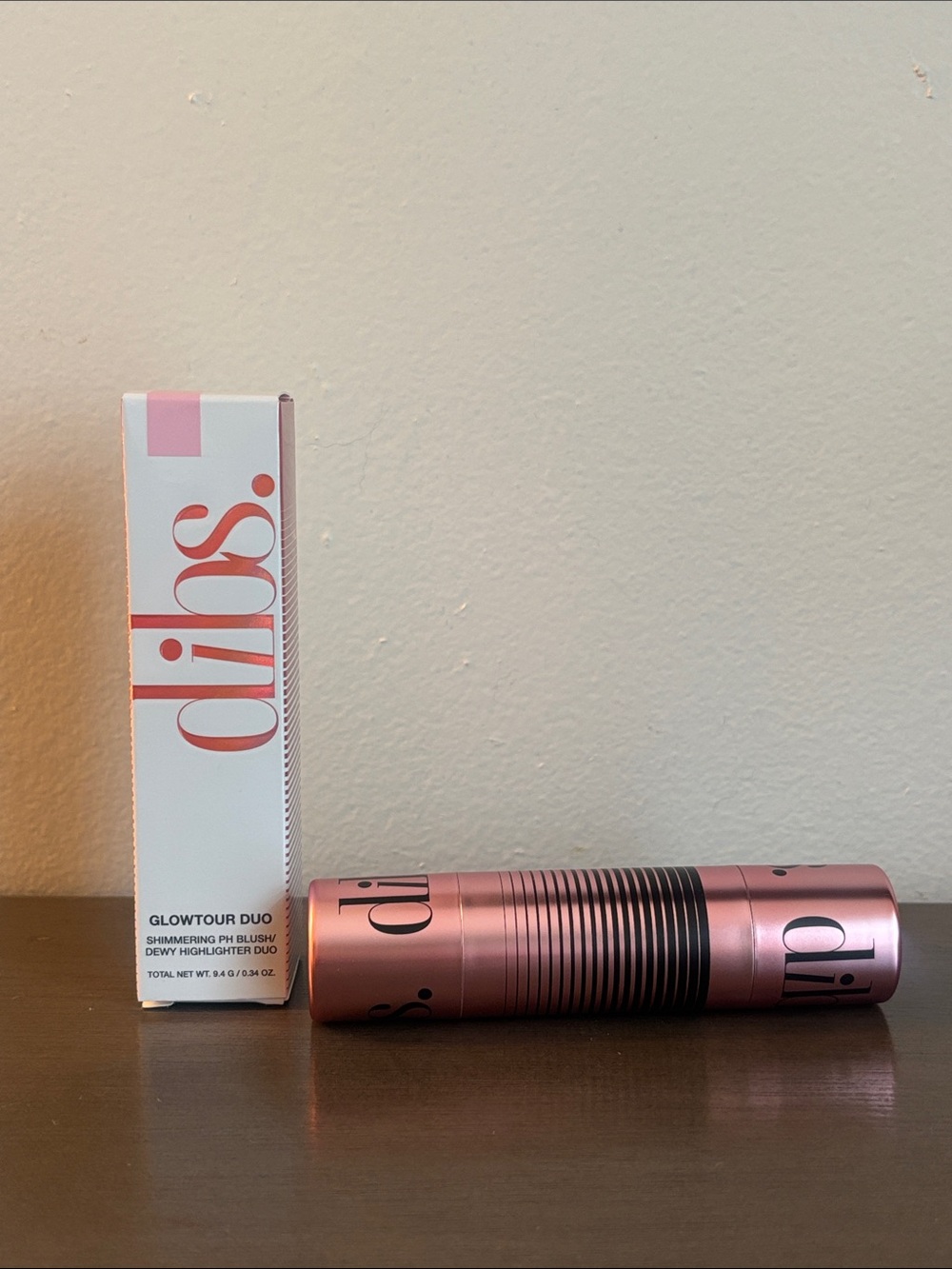 dibs. GlowTour Duo Shimmering PH blush/highlighter - Aura